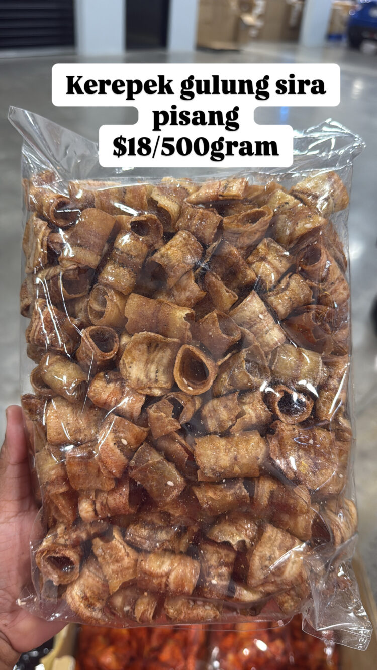 Sweet banana cracker (kerepek pisang sira)